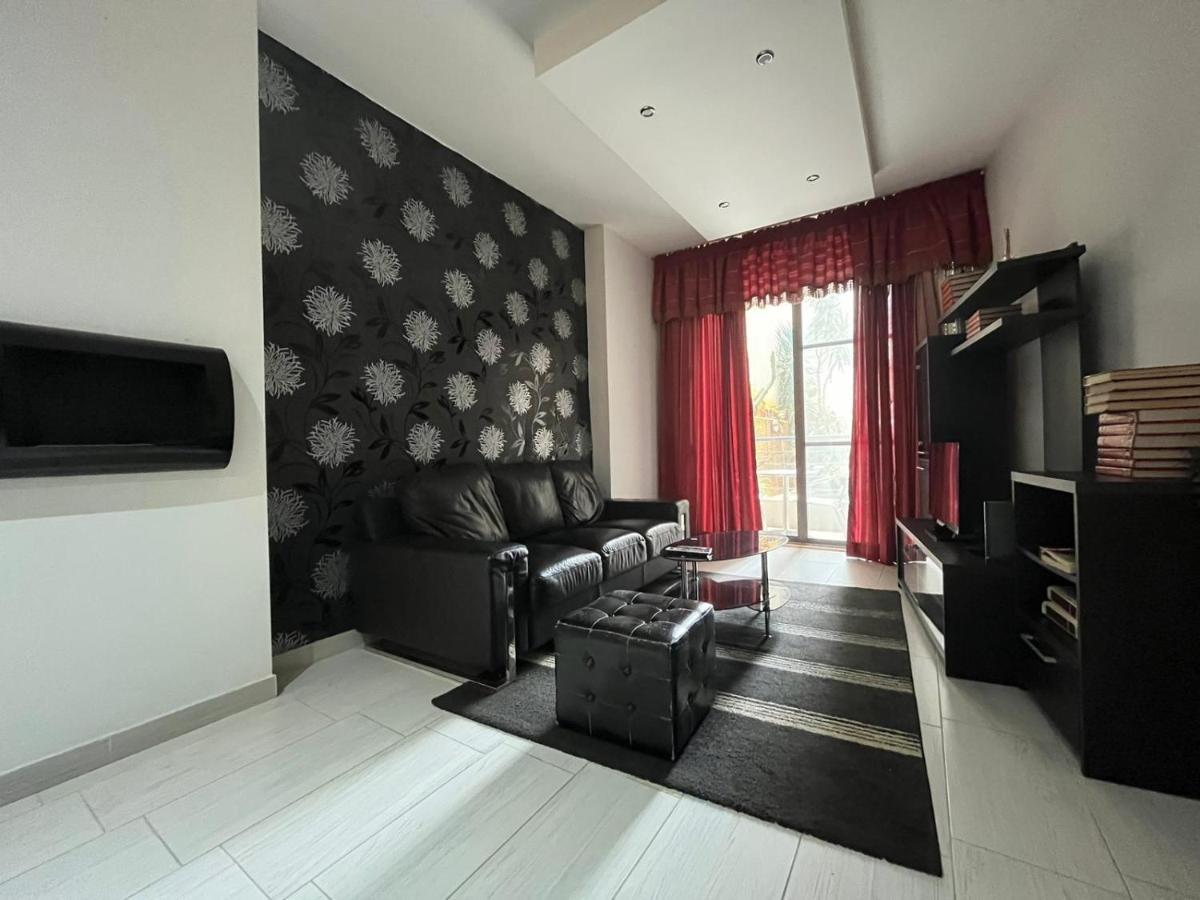 City Center Properties - Modern Two Bedroom Apartment With A Hot Tub And Amazing Location St. Paul's Bay Ngoại thất bức ảnh